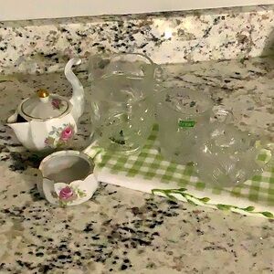 Floral Teapot and Glass Set